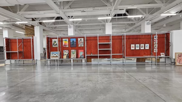 Art gallery stand