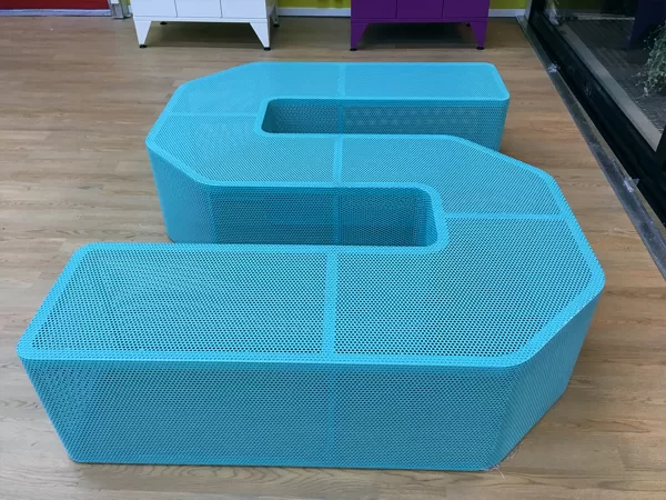 SuperPark Spēles recepcijas lete un mēbeles